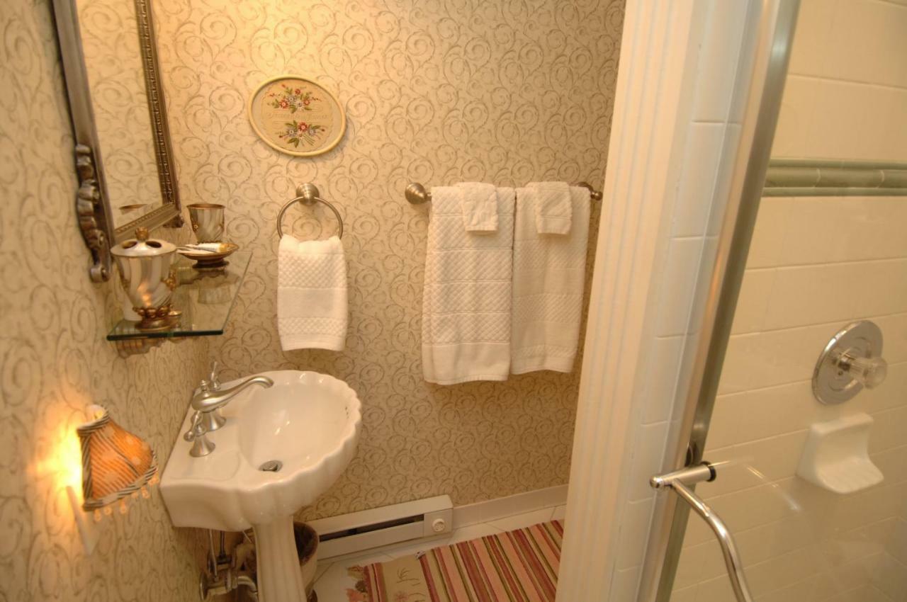 A B&B At The Edward Harris House Inn Rochester Exterior foto